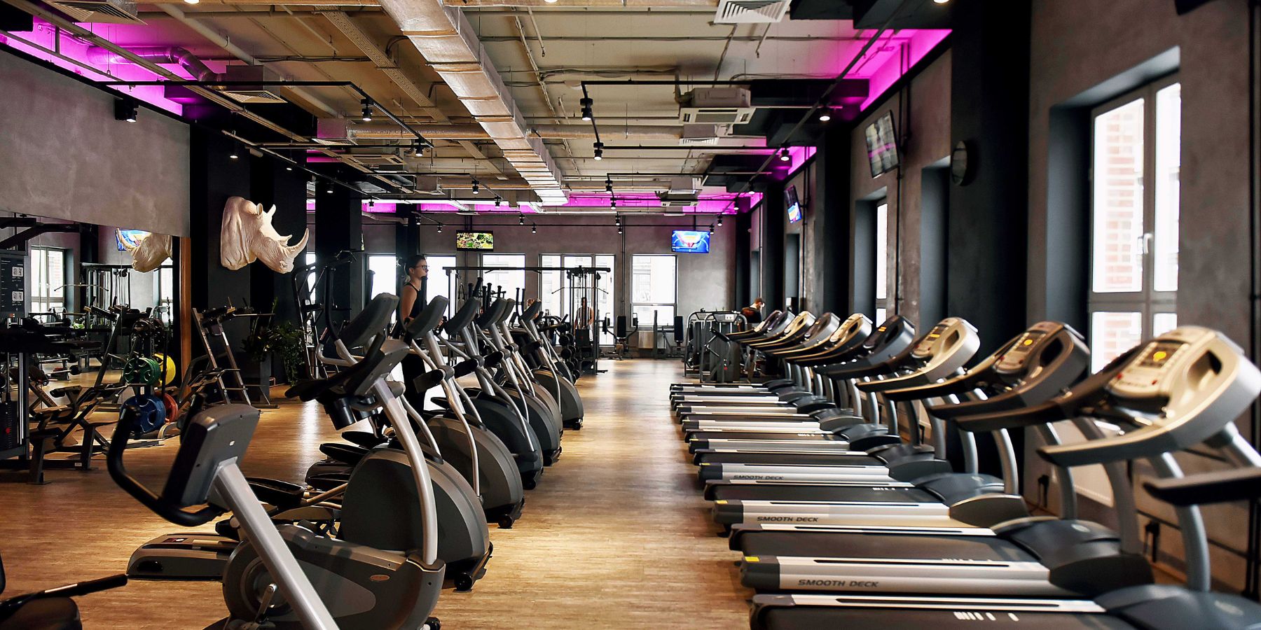 How Did TikTok Propel Vabbing into a Popular Gym Trend?