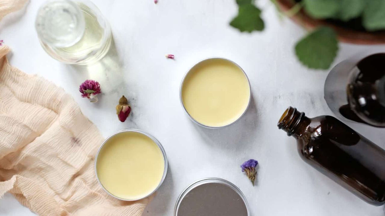 What Makes a High-End Solid Perfume Container Truly Luxurious?